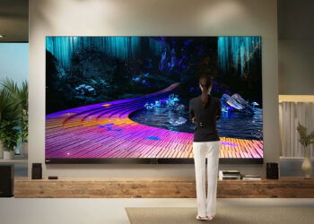 Hisense pone a la venta el 136MX, un alucinante televisor MicroLED de 136 pulgadas con 10000 nits de brillo