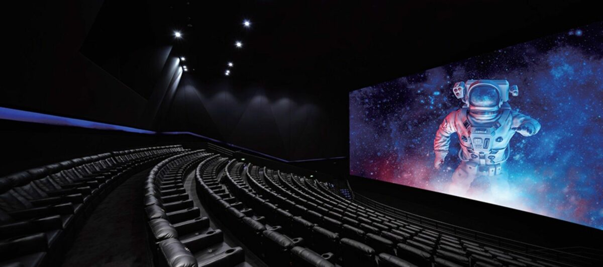 Enormes, brillantes y acústicamente transparentes: las nuevas MicroLED chinas dominan las salas de cine