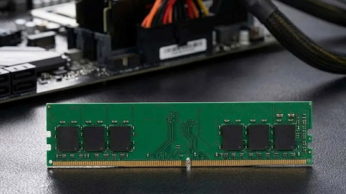 La crisis de la RAM podría dar un giro: ASUS se adentraría en el sector para paliar la escasez