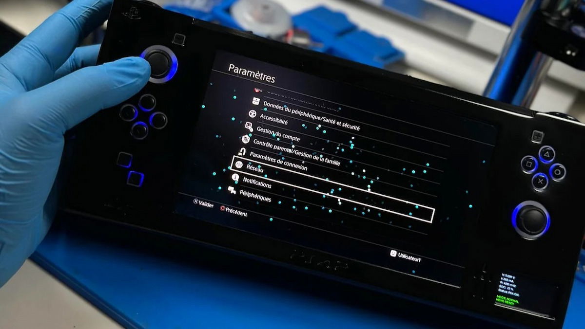 Un usuario ha convertido una PS4 en una consola portátil: panel OLED, FHD y hasta 3 horas de batería