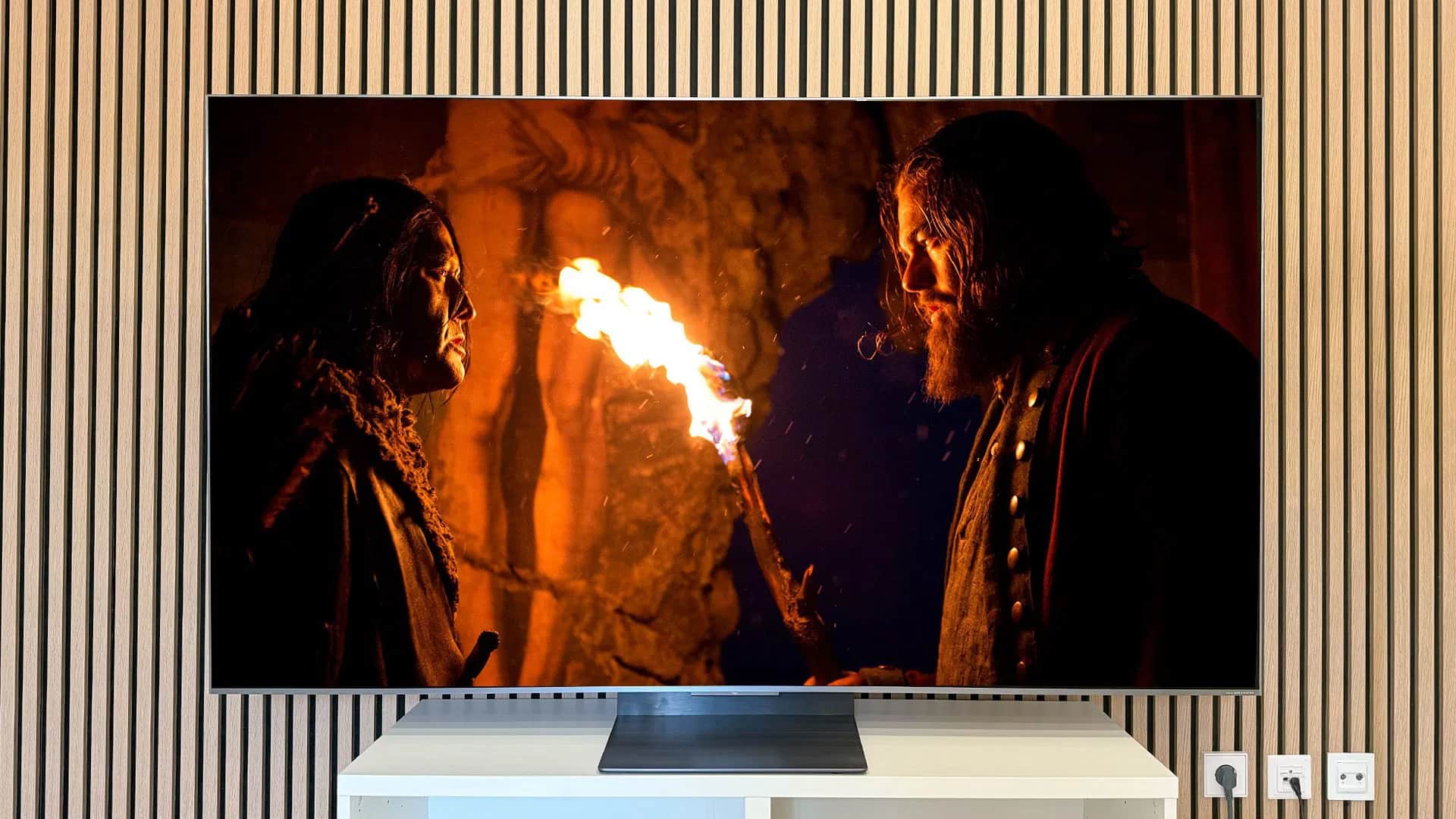 El televisor TCL C8K de 75 pulgadas, cae de precio, una auténtica bestia que ahora te puedes llevar con descuentazo