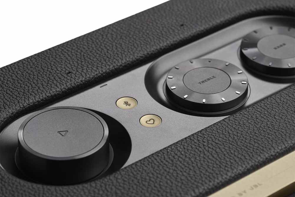 Botones del JBL Authentics 200