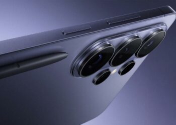 Samsung Galaxy S26 Ultra frente con fondo