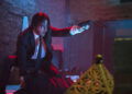 Keanu Reeves vuelve para otra aventura como John Wick, pero es algo diferente esta vez