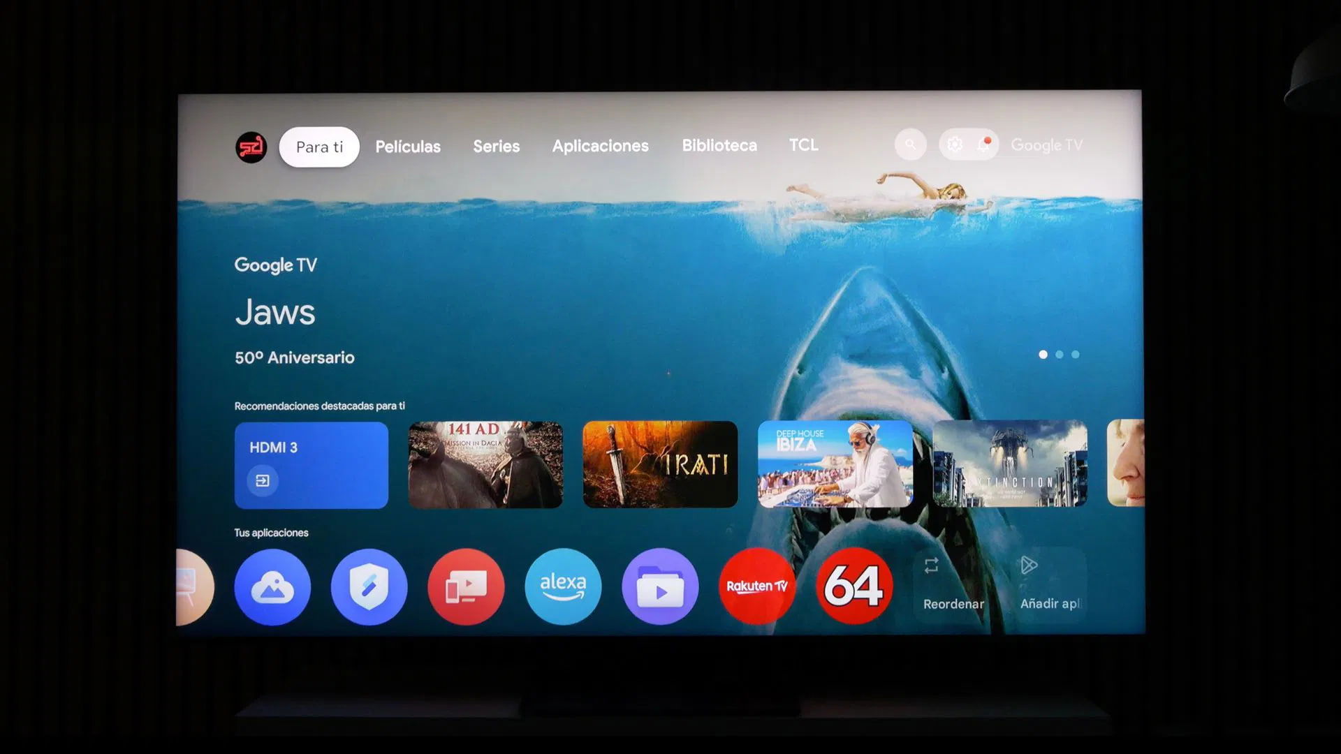 La TCL C8K de 65 pulgadas vuelve a los 999 euros con 3500 nits y 1680 zonas