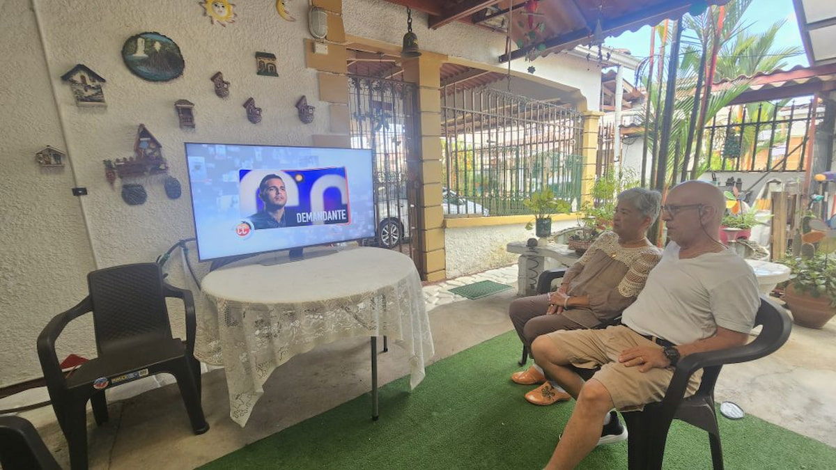 Un televisor CRT “indestructible” de 1987: 39 años encendido y ahora es pieza de museo