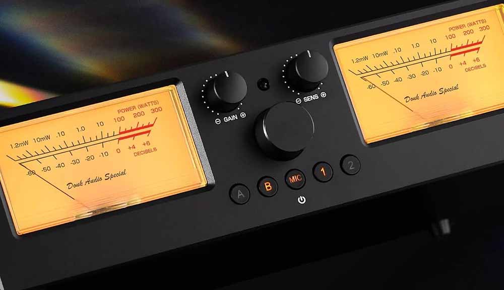 Frontal del Douk Audio VU3PRO