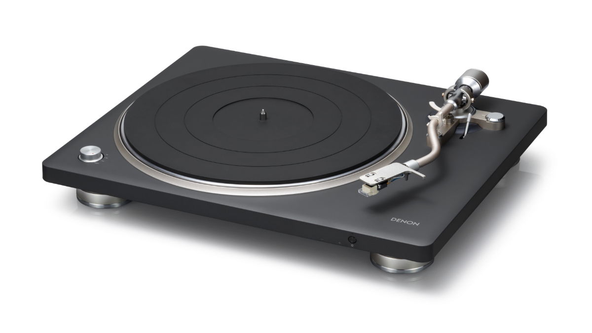 Denon DP-500BT: el primer tocadiscos Bluetooth de Denon llega con aptX HD, HEOS y un gran “pero”