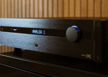 Emotiva BasX TA2+: un amplificador estéreo con 135 W de potencia, DAC de 24 bits y HDMI ARC