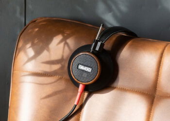 Grado Signature S550: auriculares de nogal de Brasil con driver S2 optimizado