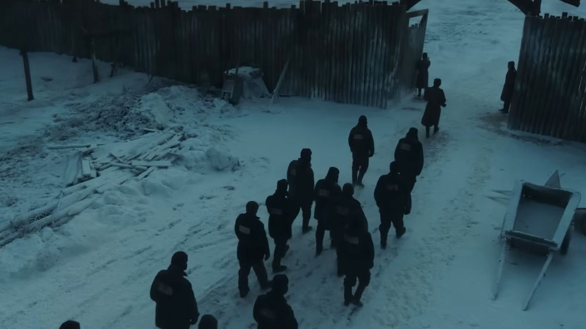 Dos militares en bandos opuestos de la Guerra Civil Española se convierten en aliados improbables en la nueva película de Netflix