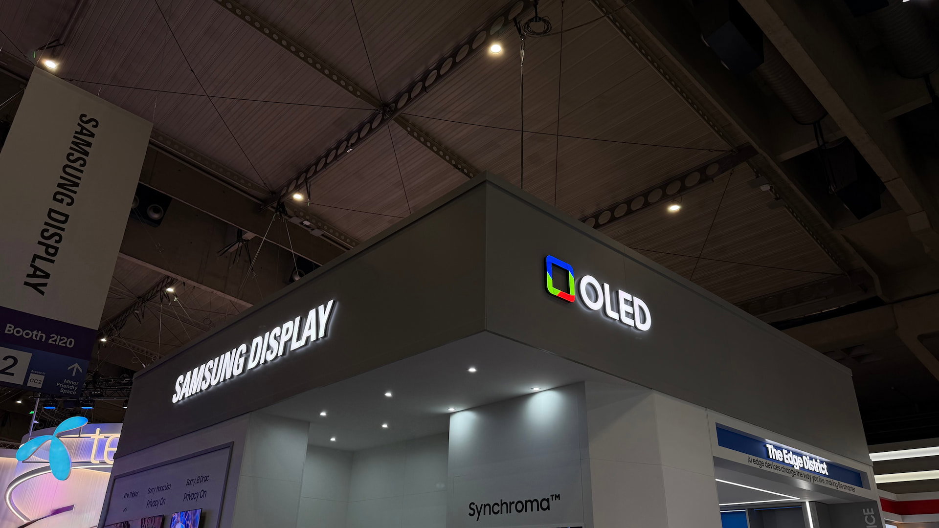 Ni rastro de los 4500 nits en la Samsung S95H OLED: las primeras reviews confirman unos 2400 nits