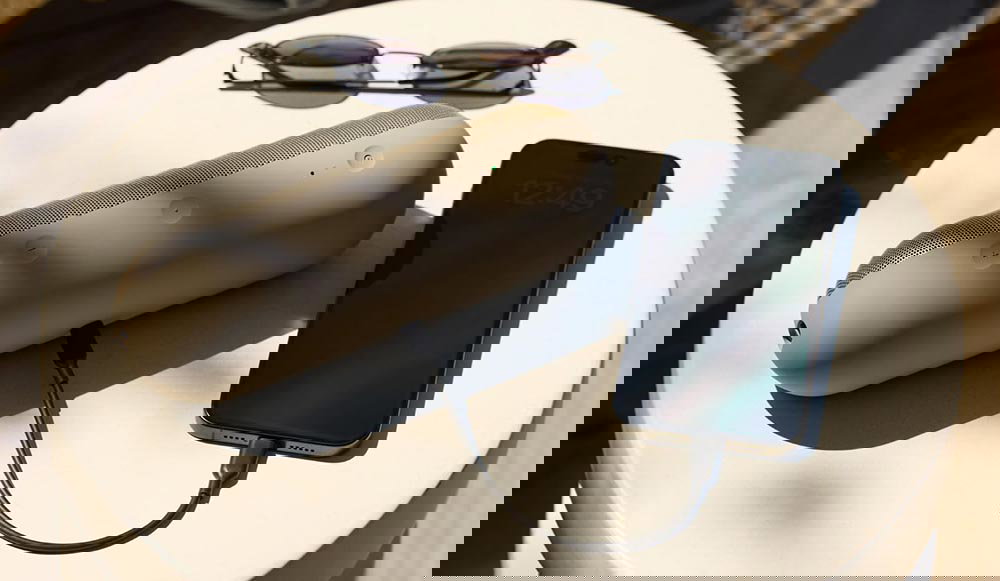 Beats Pill conectado a un móvil