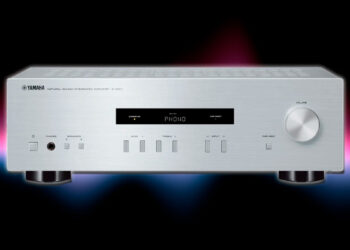 Yamaha A-S201 con fondo