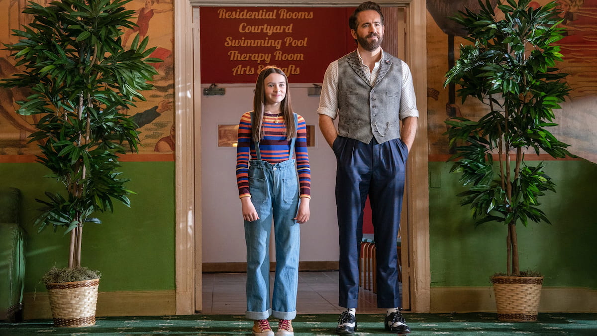 John Krasinski y Ryan Reynolds se unen para el gran estreno familiar de Netflix