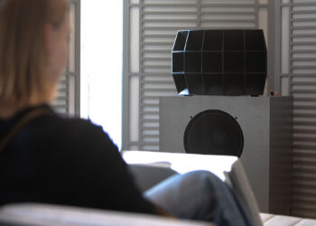 Klipsch OJAS kO-R2: una bocina gigante y toques clásicos en un altavoz de edición limitada