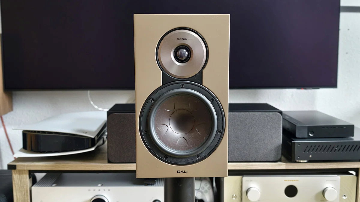 Por qué mezclar altavoces en tu sistema de sonido es peor idea de lo que parece