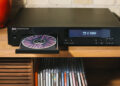 NAD se suma a la moda de los CD con el C 589, su nuevo reproductor de CD de altas prestaciones