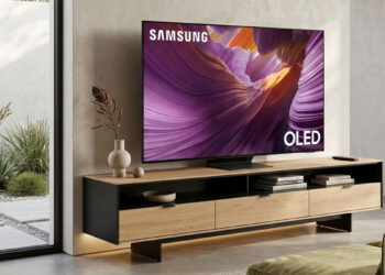 Si quieres OLED, puedes: tienes la espectacular Samsung S85F por menos de 700 euros