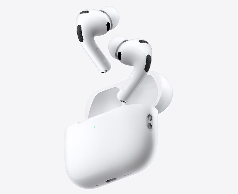 AirPods Pro 3 con su funda de transporte