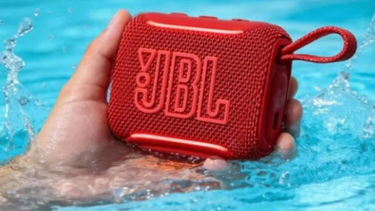 5 altavoces portátiles perfectos para el verano: piscina, playa, terraza y lo que surja