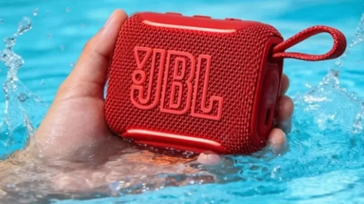 5 altavoces portátiles perfectos para el verano: piscina, playa, terraza y lo que surja