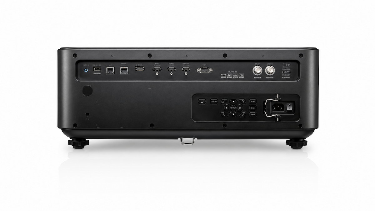 Optoma tiene un nuevo proyector láser 4K UHD+ de 10.000 lúmenes para montar pantallas gigantes