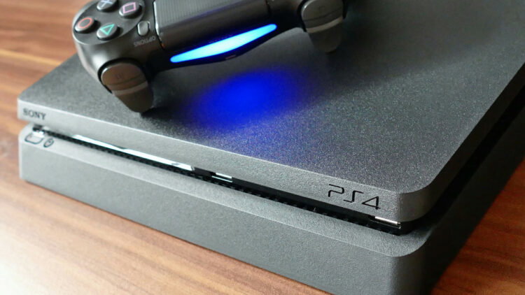 La mejora más inteligente para una PS4 en 2026 no cuesta mucho y se nota desde el primer día