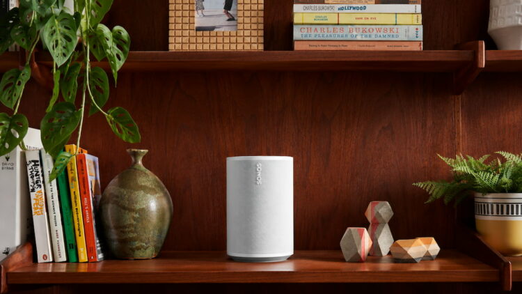 Sonos Era 100 vs Sonos Play: dos altavoces muy parecidos por fuera, pero con una diferencia clave que cambia la compra