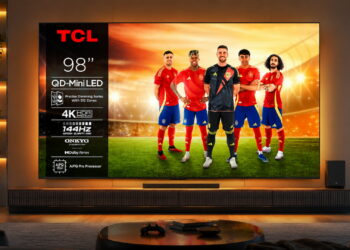 TCL C6K de 98 pulgadas: un absoluto titán QD-MiniLED que se desploma para llevártelo por 1489 euros
