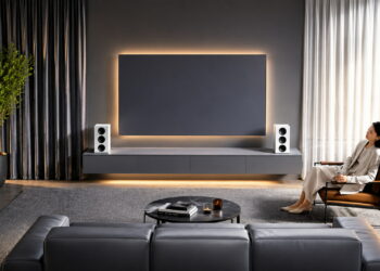 Xiaomi monta su propio “cine en casa” con cuatro altavoces Hi-Fi y un conector inalámbrico: así es su nuevo Sound 2
