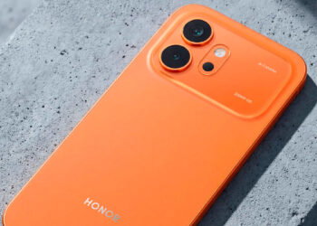 HONOR 600 de color naranja