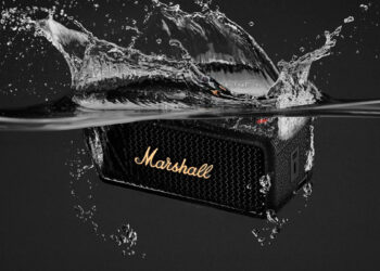 Marshall Emberton III agua