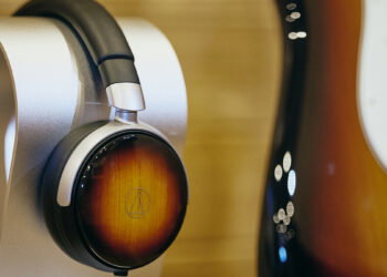 Audio-Technica presenta los auriculares ATH‑WP900SE con acabado de madera y driver de 53 mm