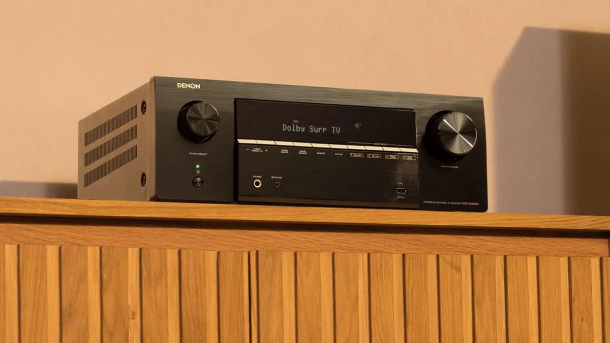 Denon AVR-X2900H vs AVC-X3900H: qué receptor AV comprar si quieres saltar de una barra de sonido a un cine en casa a lo grande