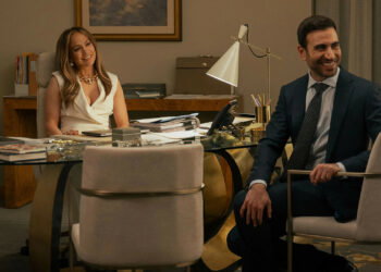 Jennifer Lopez protagoniza junto con una estrella de 'Ted Lasso' la nueva comedia romántica de Netflix