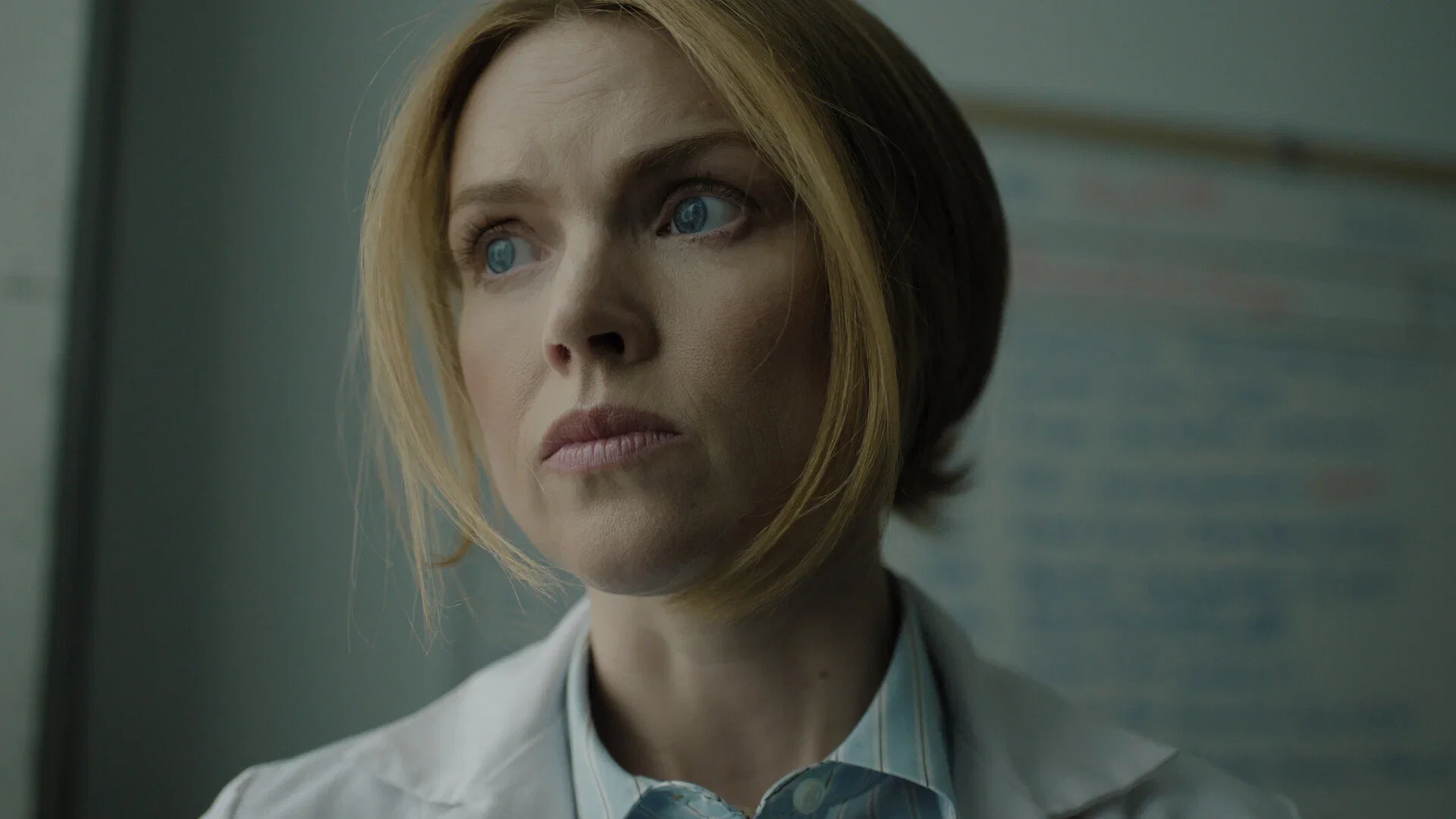 Netflix tira la casa por la ventana con su nuevo estreno: una miniserie escrita por Harlan Coben y con Sam Worthington