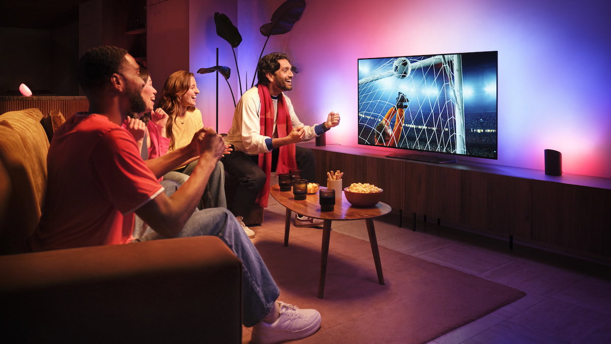 Philips Hue quiere que vivas el Mundial como en un estadio: sus luces ya reaccionan a goles, tarjetas y penaltis