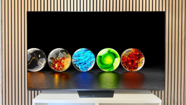 Hisense UR9S vs UR8S: la guerra interna que puede decidir qué televisor RGB MiniLED comprar en 2026