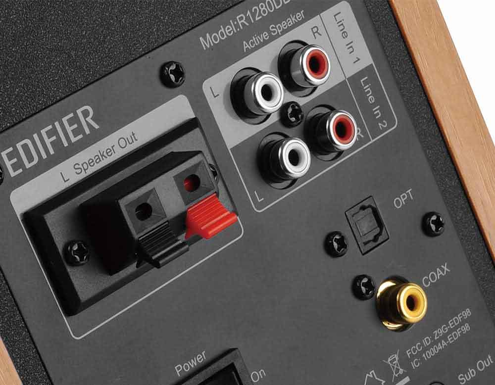 Conexiones de los Edifier R1280DBS