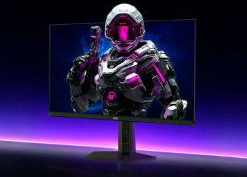 OLED AOC Q27G41ZDF con un juego en la patalla