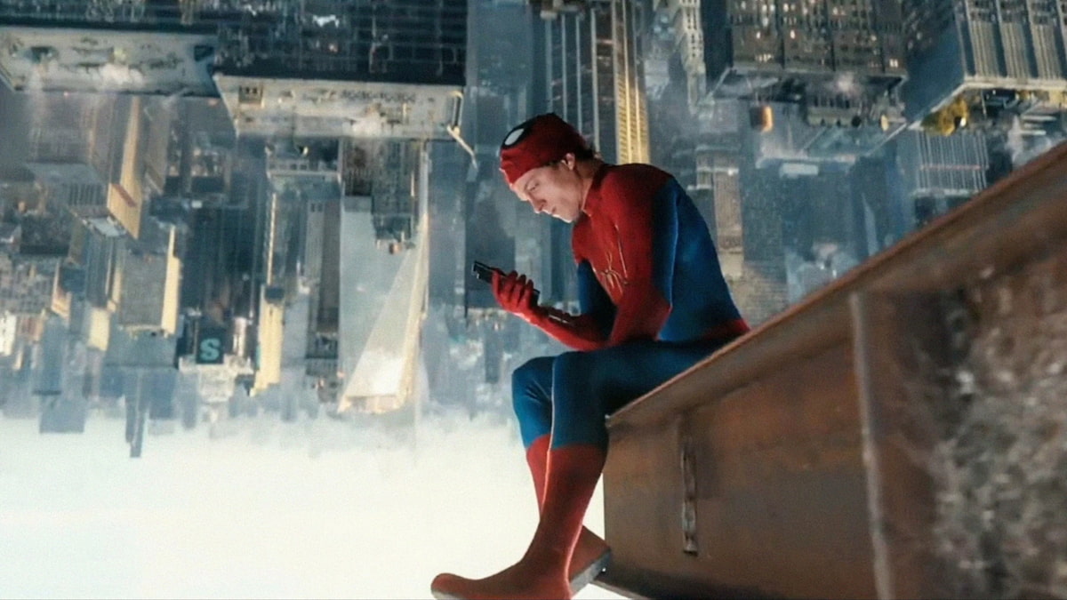 ¿Te preguntas por qué Spider-Man tiene ese guion en su nombre? La culpa es de un conocido superhéroe de DC