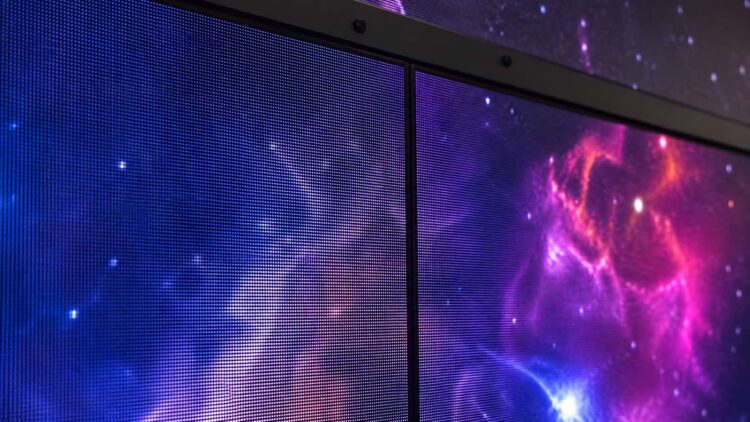 Absolute Black: el MicroLED reduce sus LEDs 10 veces para plantar cara al OLED