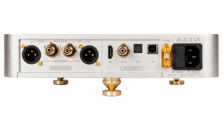 LAiV lleva su DAC R2R al extremo con el Harmony DAC 2: Clase A, reloj externo de 10 MHz y hasta 768 kHz