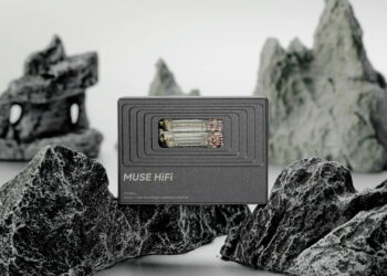MUSE HiFi M3 Ultra: este DAC de bolsillo esconde dos válvulas militares y cuesta poco más de 100 euros