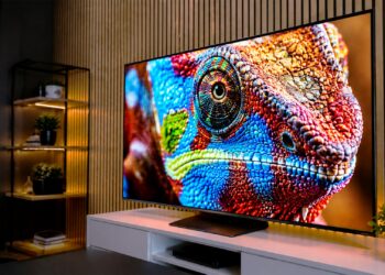 Hisense UR8S, review: probamos la Smart TV con tecnología RGB MiniLED que revoluciona la gama alta