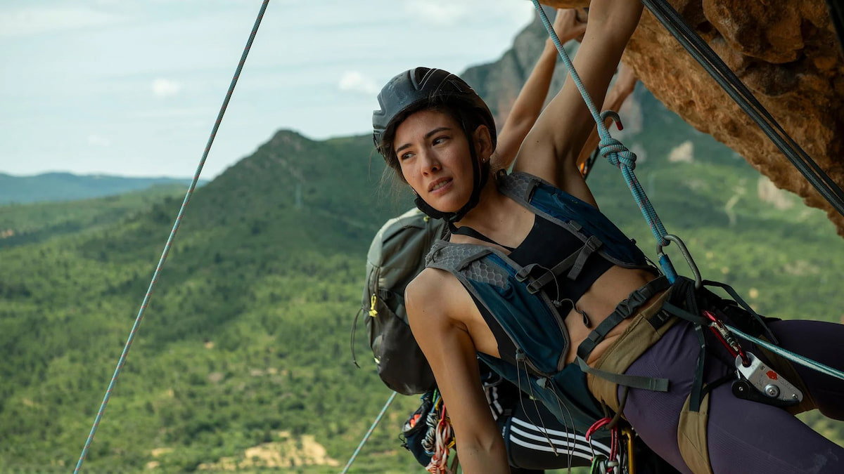 Netflix estrena La fiera: la curiosa película española basada en hechos reales que estremece a los acrofóbicos