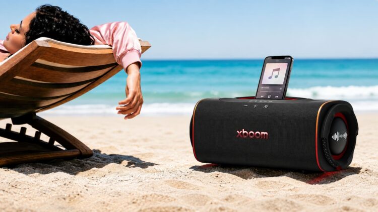 LG lanza su altavoz xboom Blast: 220 W, 36 horas de batería y potencia casi idéntica incluso sin enchufarlo