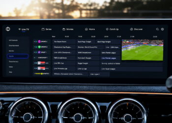 Android Auto se convierte en una pequeña Smart TV: esta app gratis permite ver IPTV y Jellyfin en la pantalla del coche