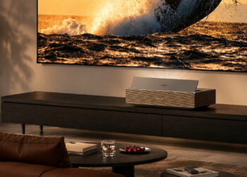 XGIMI prepara una bestia para IFA 2026: su nuevo proyector UST llega con 5700 lúmenes, 4K a 120 Hz y solo 1 ms